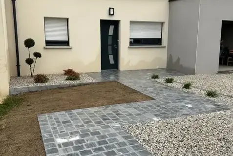 aménagement extérieur Montfort-sur-Meu-2